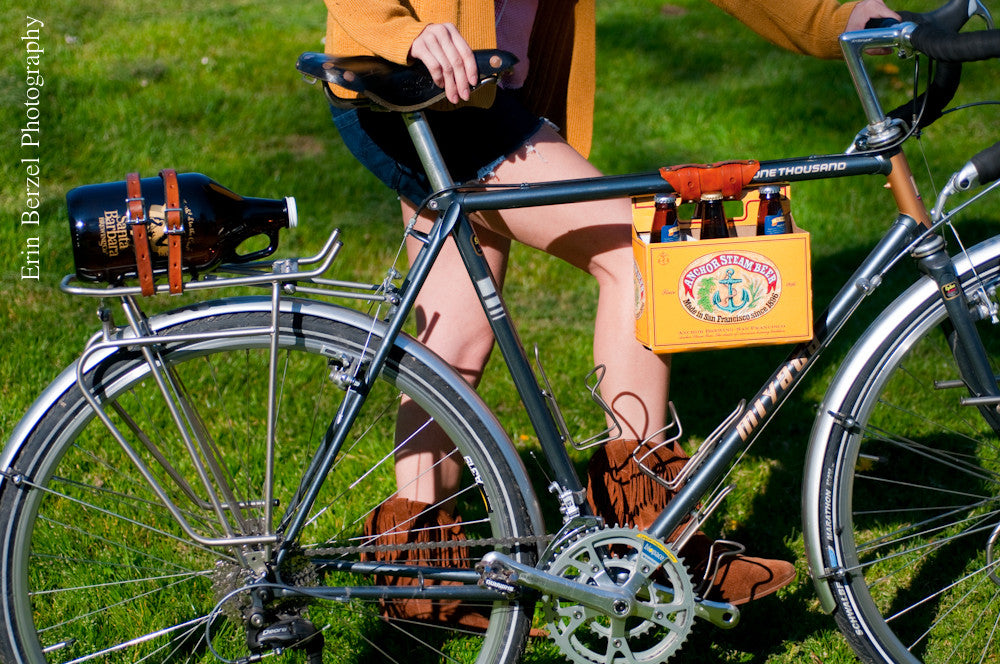 6-Pack Frame Cinch Walnut Studiolo